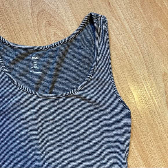 H&M grey striped tank top, size small - Picture 3 of 4
